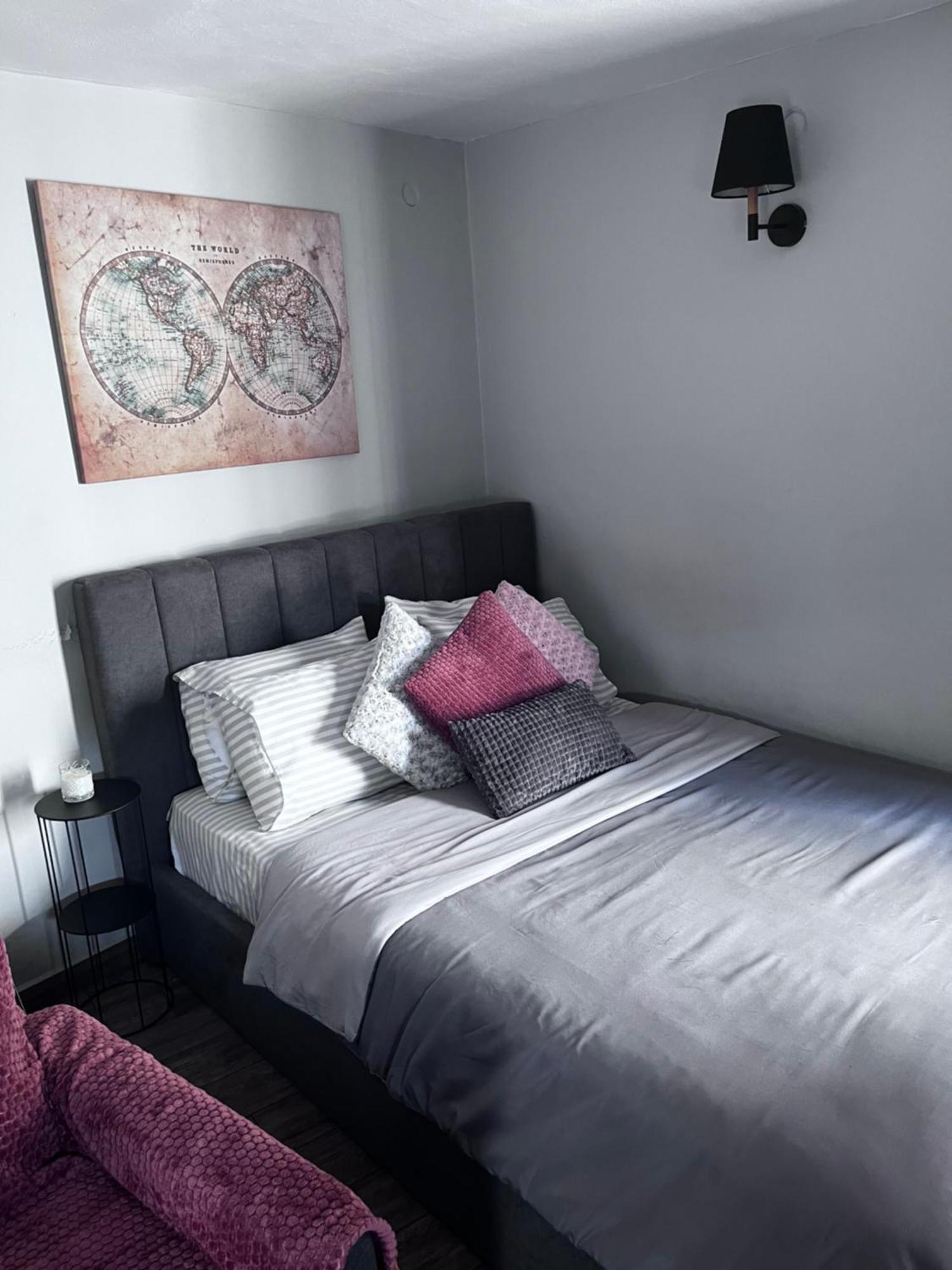 Cozy Studio Apartment In The Heart Of Athens Atenas Exterior foto